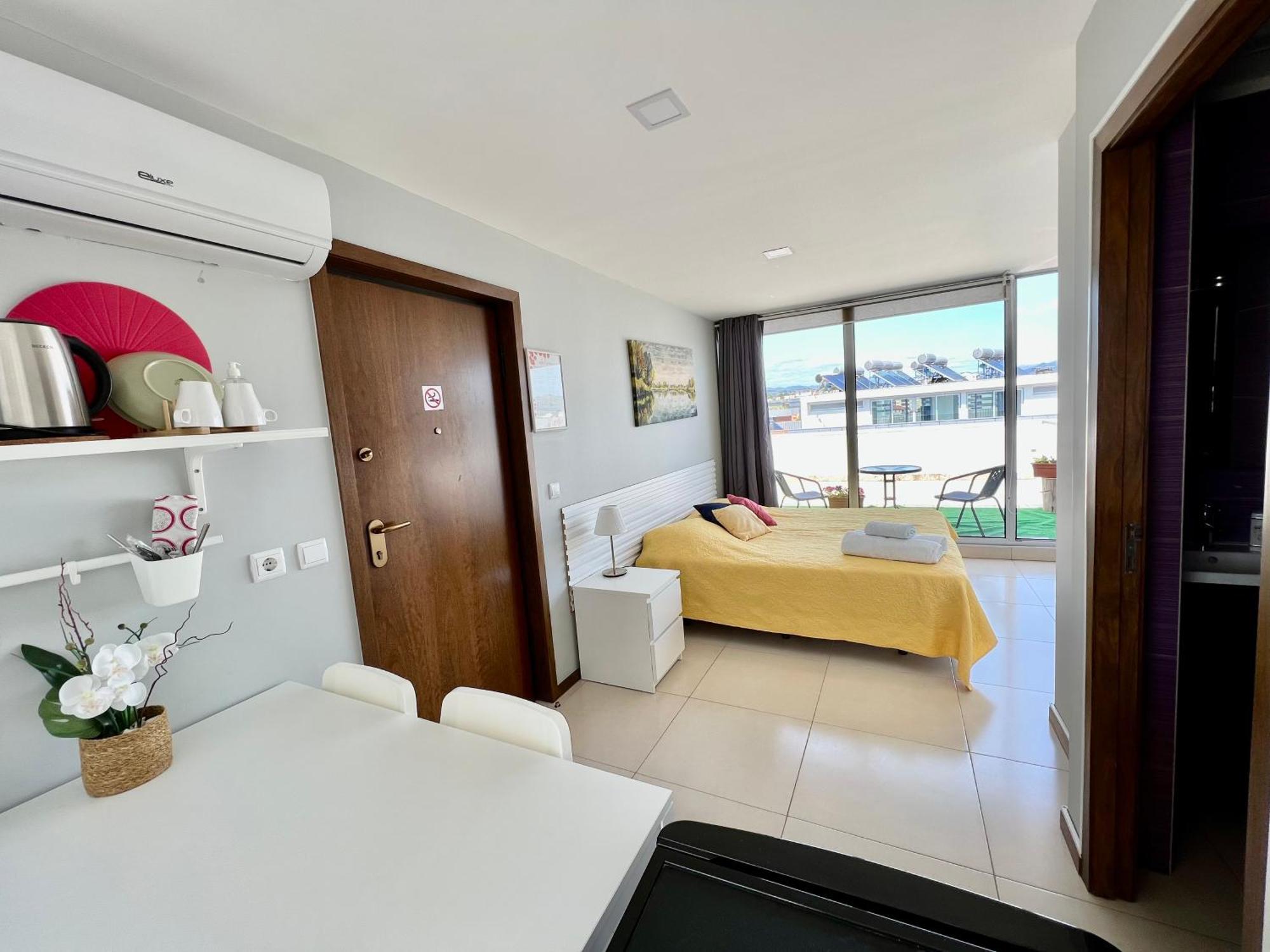 Quarto Privado E Entrada Independente Com Aquecimento E Terraco - Vila Verde Centro Braga Dış mekan fotoğraf